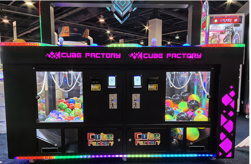 Maximizing Arcade Profits: Top-Earning Cube Factory 4-Player Crane Machine with Immersive Glass Enclosure and Secure Features