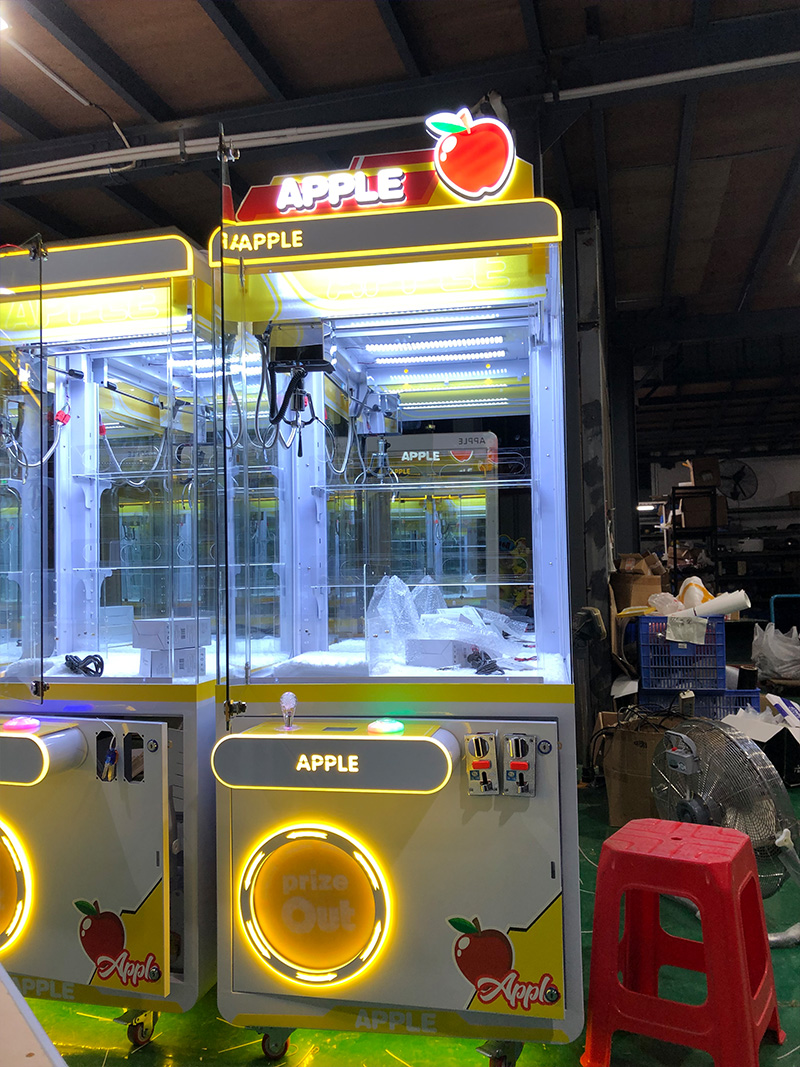 The Most Popular Custom Logo Crane Machine in 2024: ICEFUNS AMUSEMENT Leading the Way